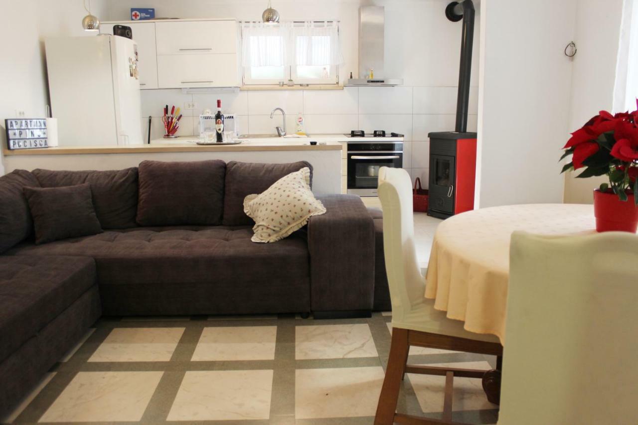 Apartment Pino Pucisca Bagian luar foto
