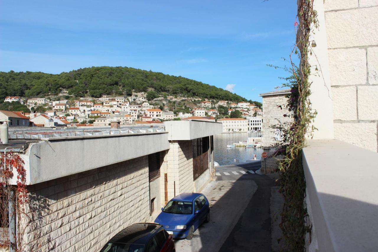 Apartment Pino Pucisca Bagian luar foto